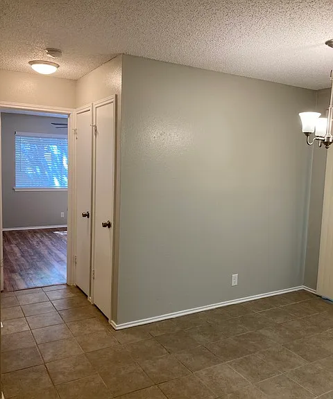 12228 Ridge Crown St — Photo 5