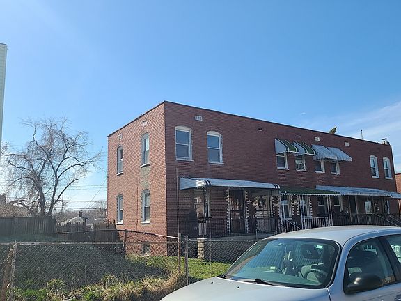 3rd image of 5210 Patrick Henry Dr