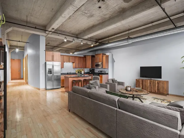 239 East Chicago STREET #208, Milwaukee, WI 53202