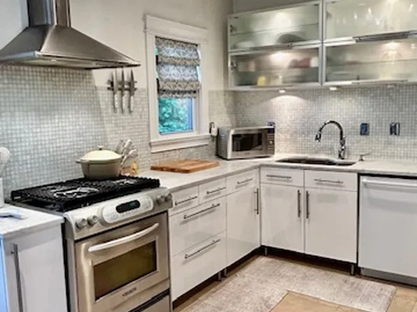 47 Rosemont St #2, Dorchester, MA 02122