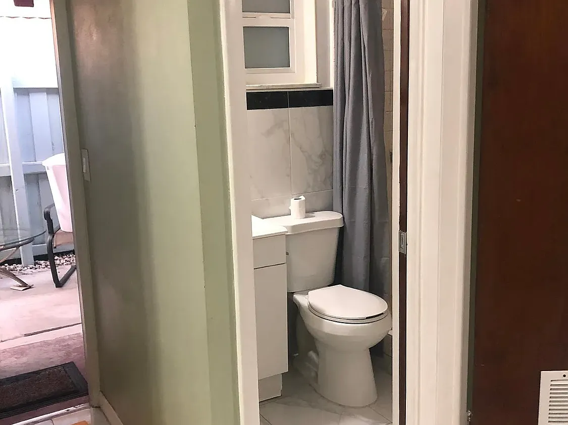 1 bed, 1000 sqft, $1,650 — Photo 3