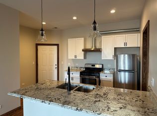 1852 W 18th St #3F, Chicago, IL 60608