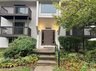 30056 W Twelve Mile Rd Unit 78, Farmington Hills, MI 48334