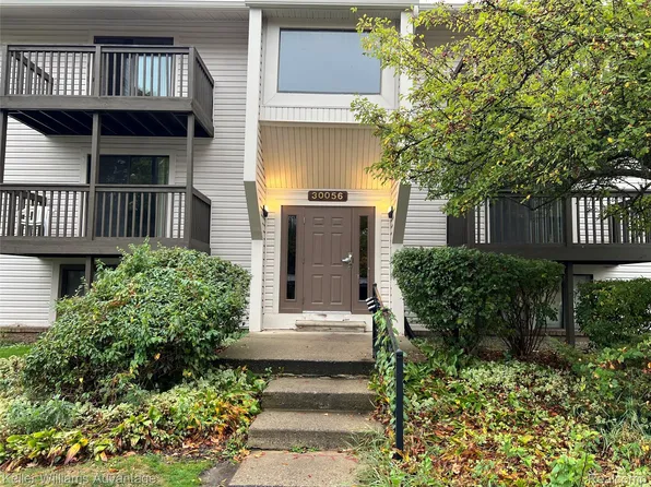 30056 W Twelve Mile Rd Unit 78, Farmington Hills, MI 48334