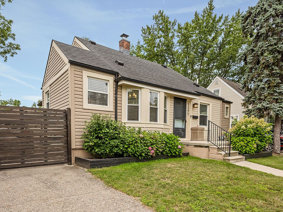 1st image of 1397 Leroy St