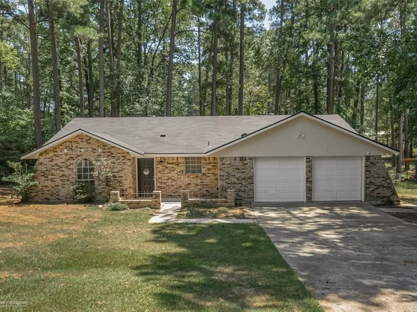 305 Whispering Pine Dr, Haughton, LA 71037