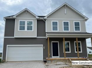 827 Meadow Lake Dr, Elyria, OH 44035