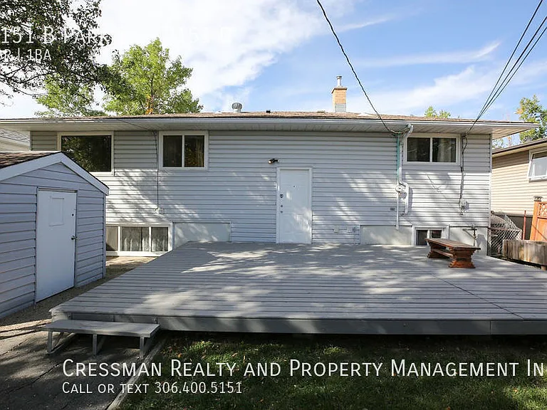 2151 Park St #B — Photo 2