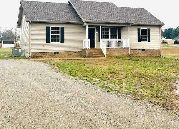 1492 Highway 99 — Photo 1