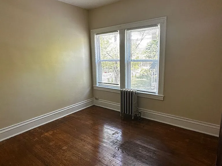 1933 Lee Rd — Photo 18