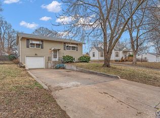 3020 SE Colorado Ave, Topeka, KS 66605