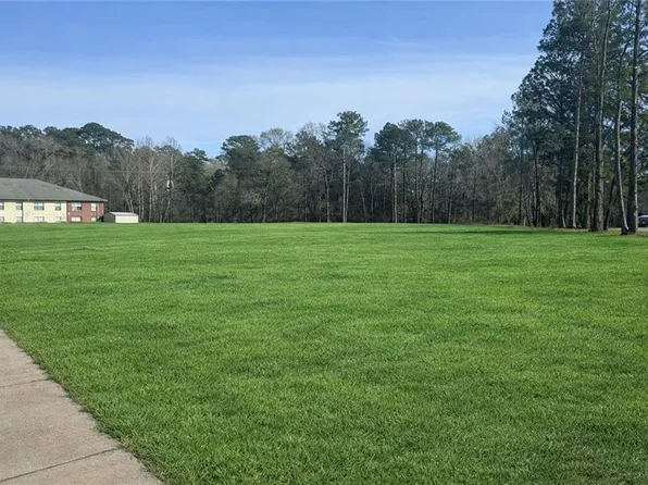 54A Pinecrest Dr, Pineville, LA 71360