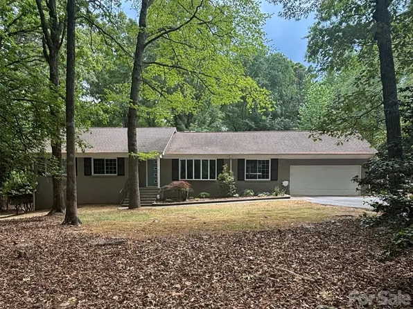 4400 Bellwood Ln, Charlotte, NC 28270