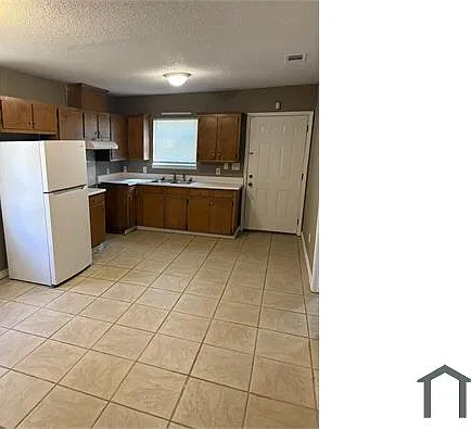 3 bed, 1100 sqft, $1,100 — Photo 3