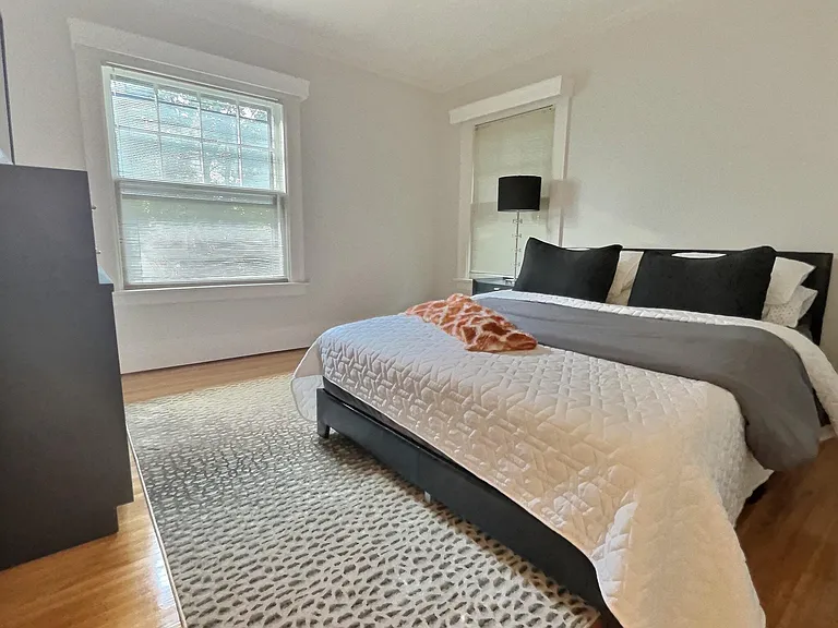 110 Berkeley St #1 — Photo 25