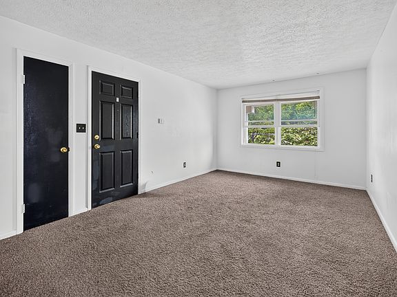 3rd image of 207 Park Ave #5