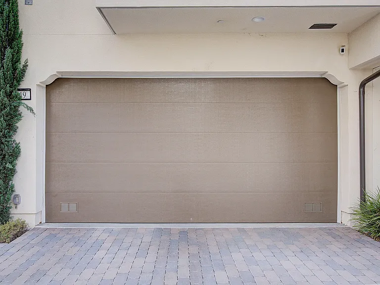 749 Talbot Ln — Photo 29