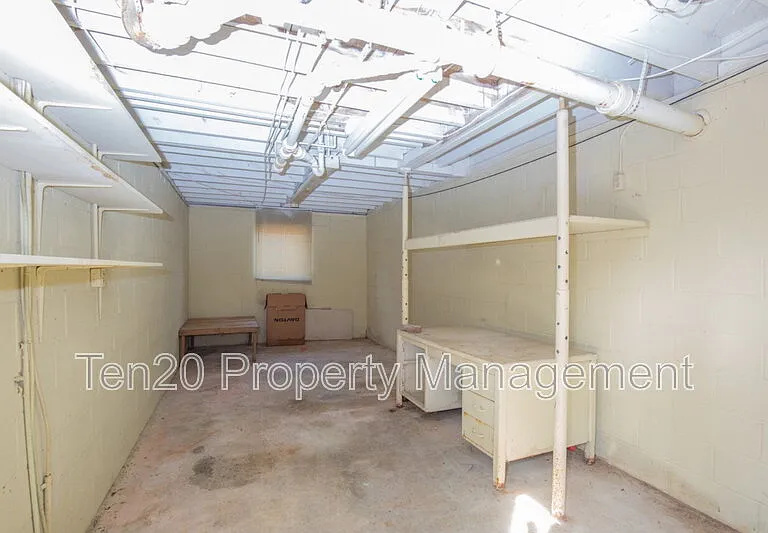 4264 Yates Dr — Photo 19