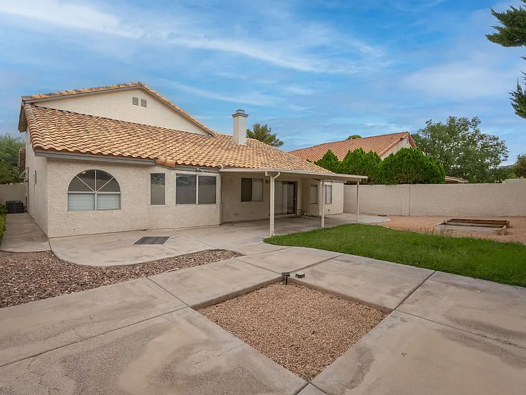 10024 Sail Landing Ct — Photo 8