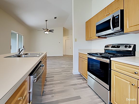 3rd image of 2052 SE Heathwood Cir