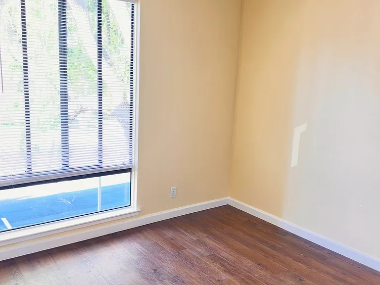 900 Southampton Rd #63 — Photo 26