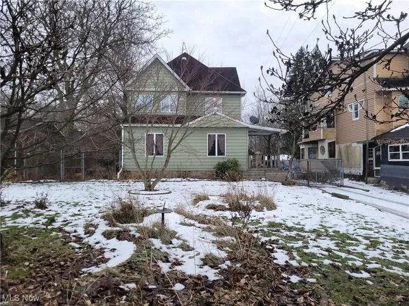 279 Coitsville Rd, Campbell, OH 44405