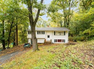 13 Alpine Dr, Kinnelon Boro, NJ 07405
