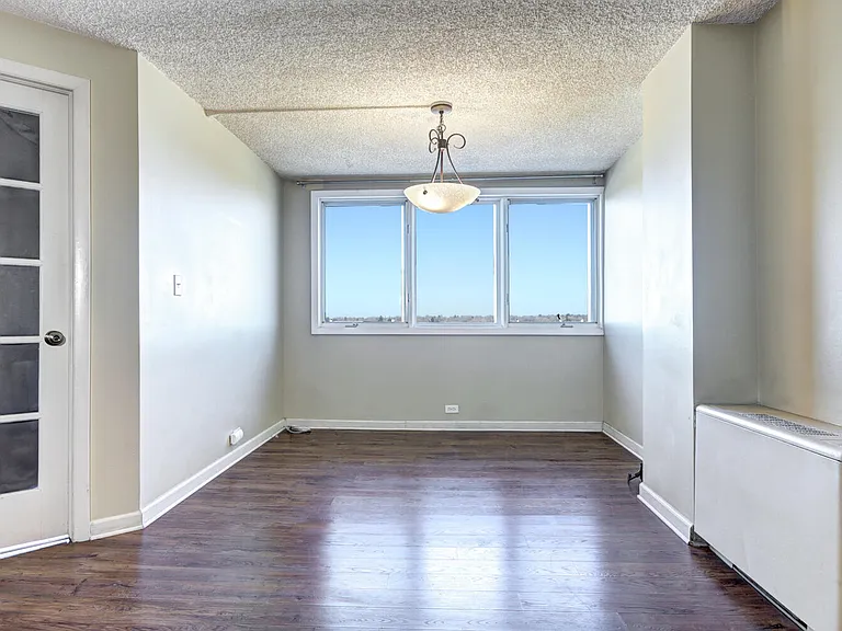 2225 Buchtel Blvd #1109 — Photo 8