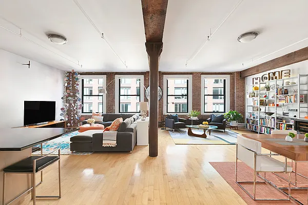 Sold by Compass | media 14