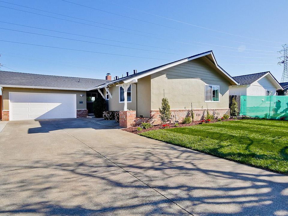 1st image of 1699 Clovis Ave