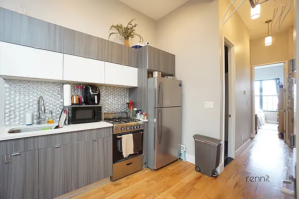 Rented by Rennit Inc. | media 31