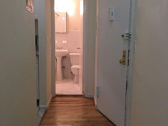 3rd image of 316 E 89th St APT 1A