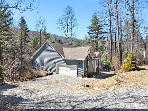 3rd image of 3327 Greenville Hwy