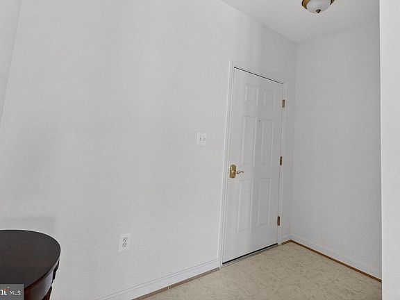 5th image of 1597 Homeland Dr Unit 3B