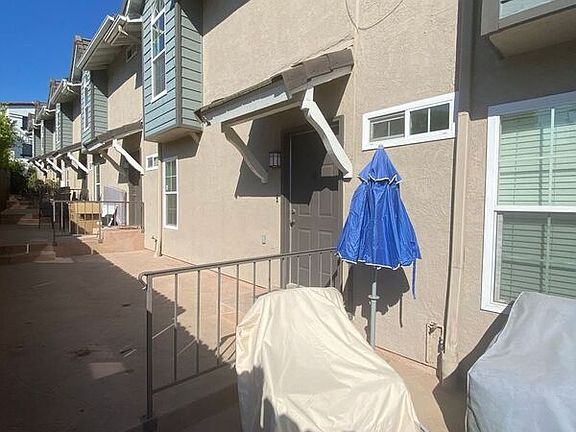 5th image of 2359 Mira Vista Ave Unit C