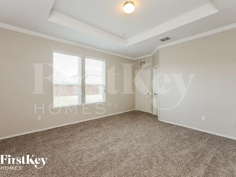 7111 Marina Del Rey — Photo 10