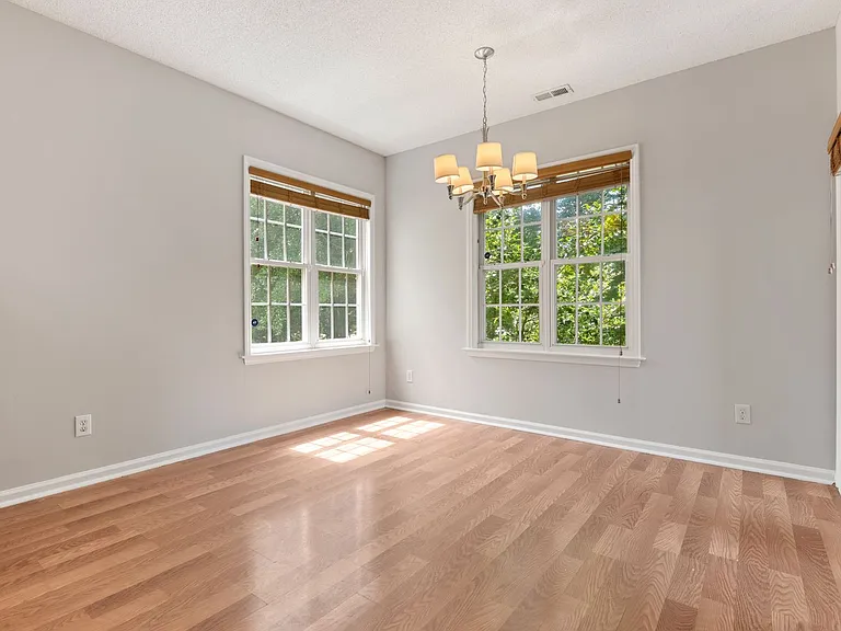 5412 Grand Traverse Dr — Photo 7