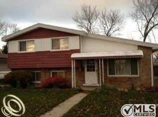 30906 Avondale St, Westland, MI 48186