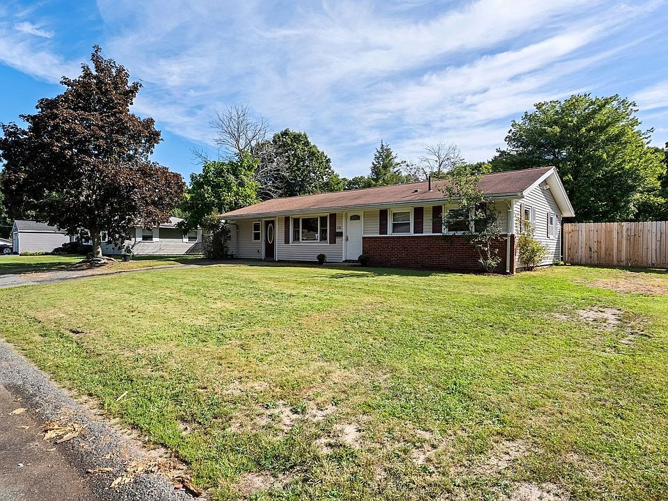 1st image of 131 Elsie Rd