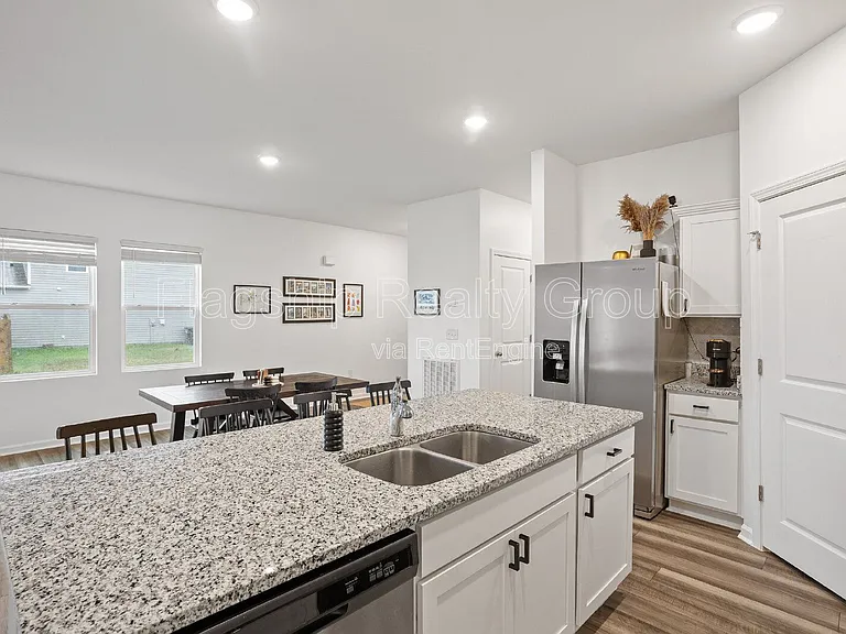 303 Kenison Way — Photo 22