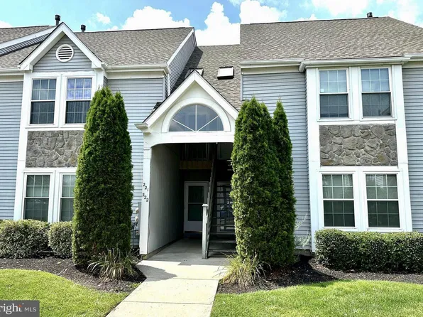 222 Loring Ct, Sewell, NJ 08080