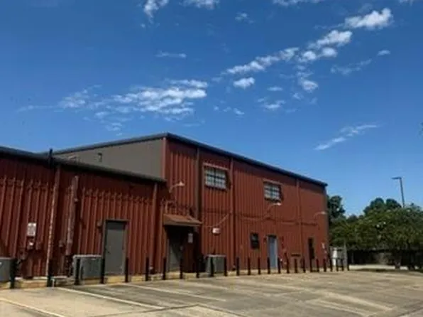 867 Terry Pkwy #A, Gretna, LA 70056