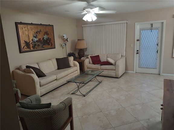 5th image of 317 Richmond C #317