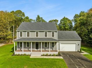 41 Maquan St, Pembroke, MA 02359