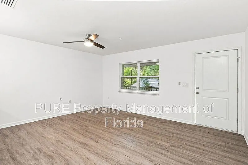 1 bed, 1.0 bath, $1,120 — Photo 4