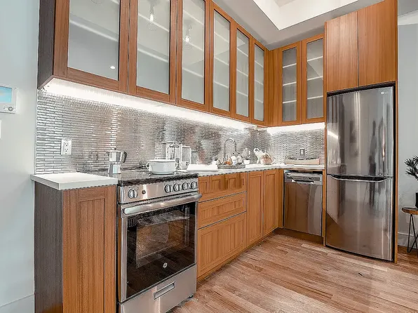 1538 New York Avenue image 5 of 19