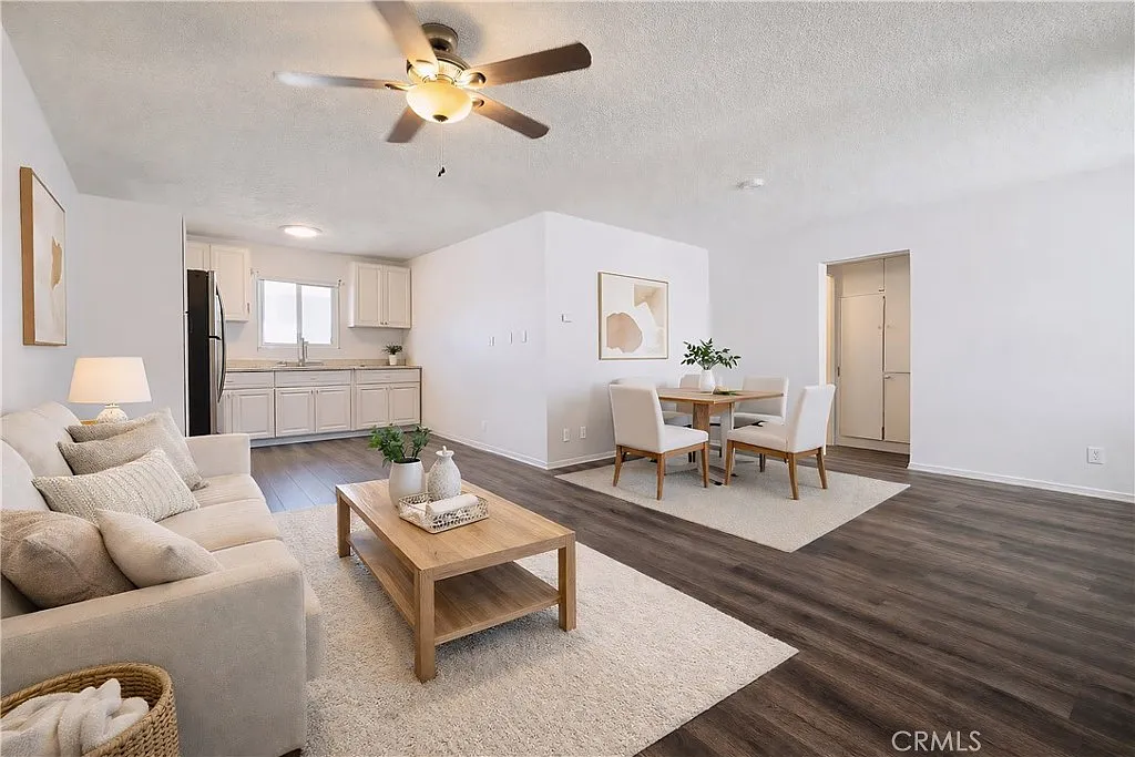 2 bed, 900 sqft, $1,895 — Photo 4