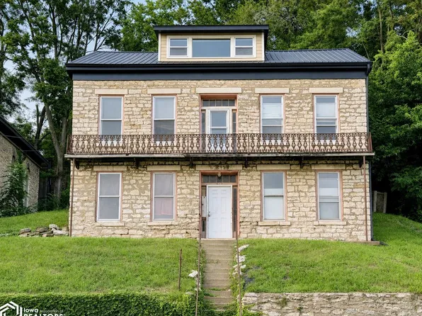 612 Washington St, Burlington, IA 52601