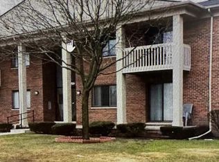 42180 Toddmark Ln APT 23, Clinton Township, MI 48038