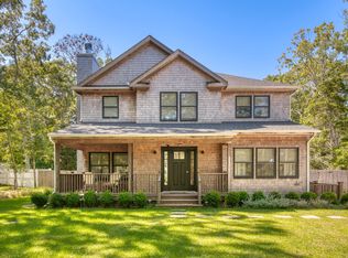 214 Norfolk Dr, East Hampton, NY 11937